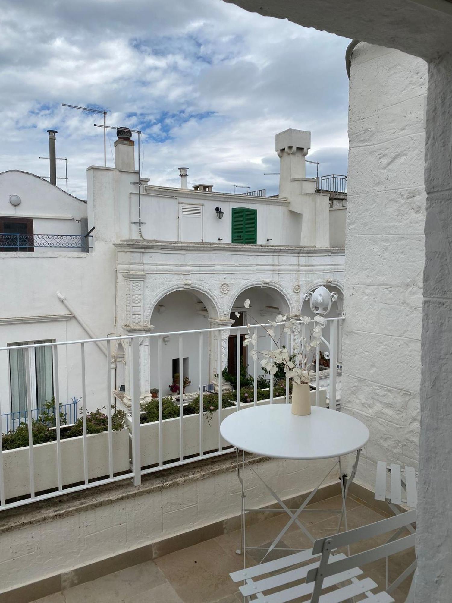 Casa U Burie, Casa Design Con Terrazza Panoramica E Jacuzzi Apartment Cisternino Ngoại thất bức ảnh